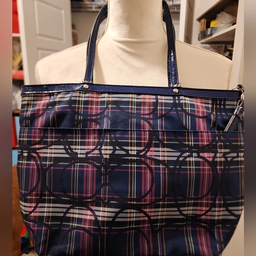 Preowned vintage tartan Coach blue and‎ purple bag